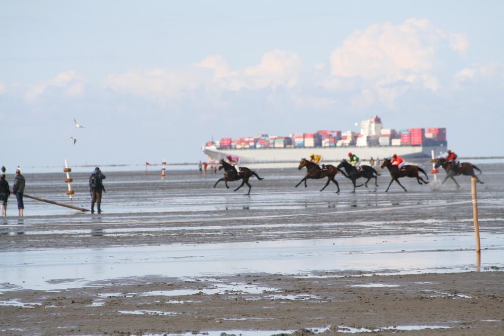 Ferienwohnungen Auf Der Duene Cuxhaven Exterior photo